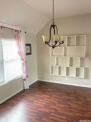 7915 Avellano, San Antonio, TX 78250