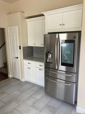 7915 Avellano, San Antonio, TX 78250