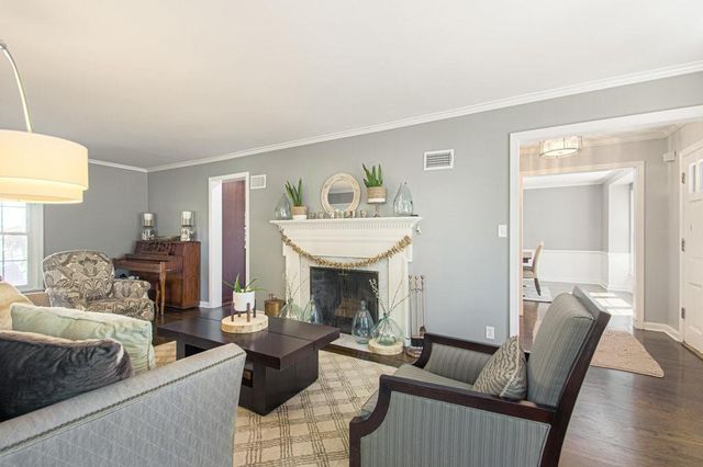 3714 W 61st Terrace, Fairway, KS 66205