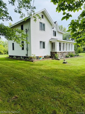 10551 E Goodall Road, Durand, MI 48429