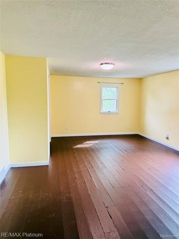 10551 E Goodall Road, Durand, MI 48429