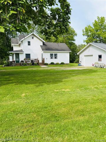 10551 E Goodall Road, Durand, MI 48429