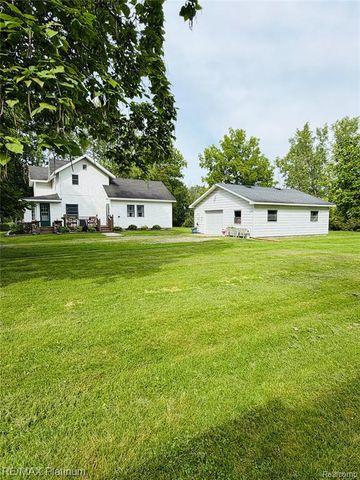 10551 E Goodall Road, Durand, MI 48429