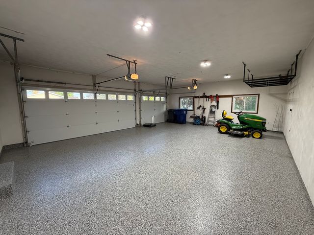 4065 Pinebrook Lane, Bettendorf, IA 52722