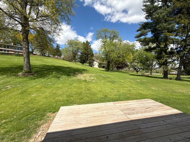 4065 Pinebrook Lane, Bettendorf, IA 52722