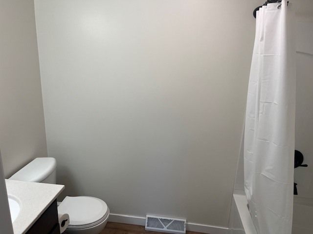4065 Pinebrook Lane, Bettendorf, IA 52722