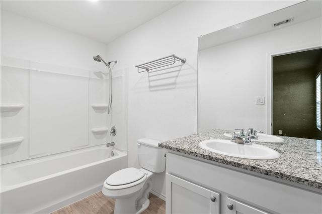 13250 Wrangler St, Robstown, TX 78380