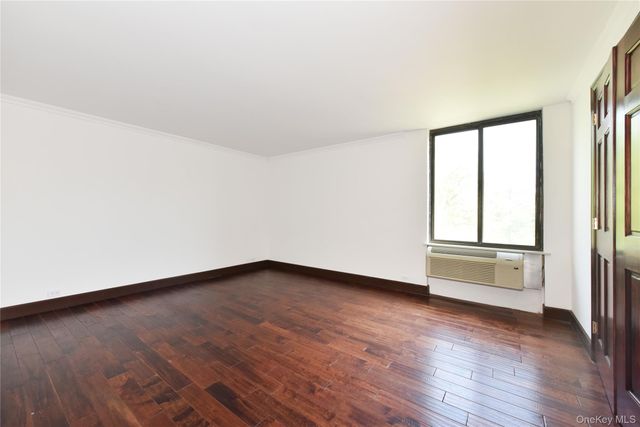 152-18 Union Turnpike 5O, Flushing, NY 11367