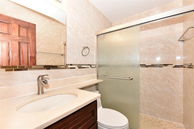 152-18 Union Turnpike 5O, Flushing, NY 11367