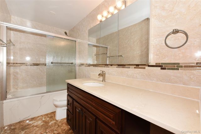 152-18 Union Turnpike 5O, Flushing, NY 11367