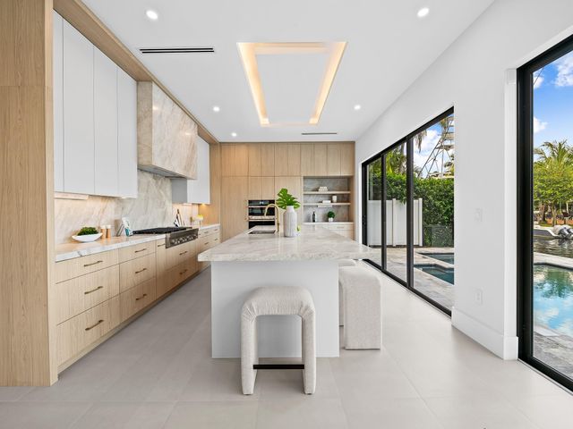 1317 Tangelo Isle, Fort Lauderdale, FL 33315