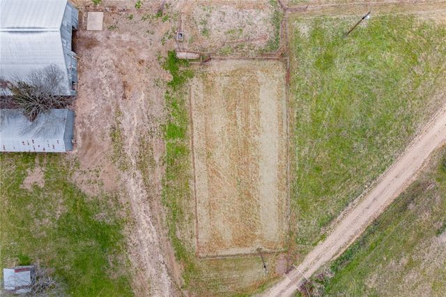 654 County Road 637, Berryville, AR 72616