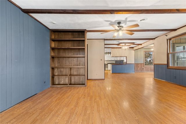 654 County Road 637, Berryville, AR 72616