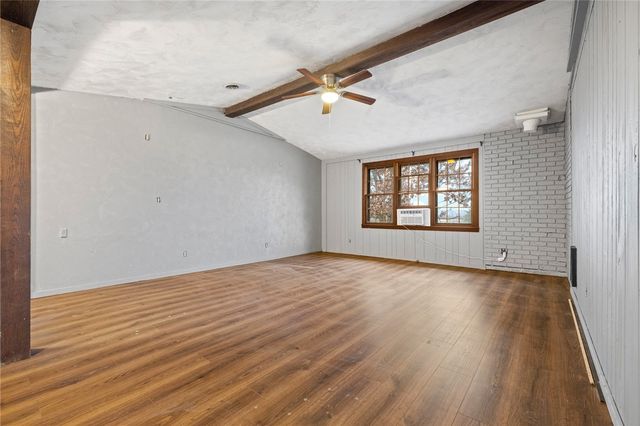 654 County Road 637, Berryville, AR 72616