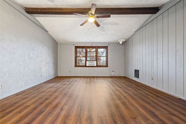 654 County Road 637, Berryville, AR 72616