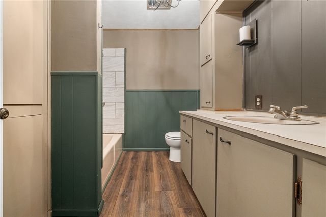 654 County Road 637, Berryville, AR 72616