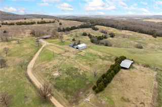 654 County Road 637, Berryville, AR 72616