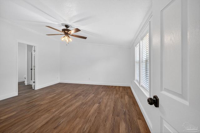 5891 Oglesby Rd, Milton, FL 32570