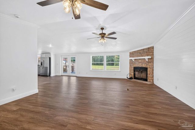 5891 Oglesby Rd, Milton, FL 32570