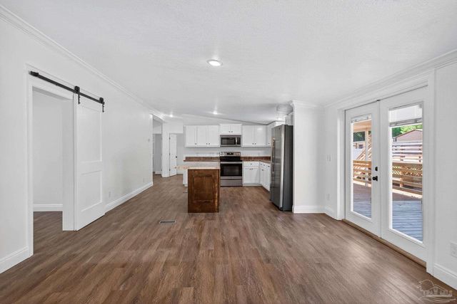 5891 Oglesby Rd, Milton, FL 32570