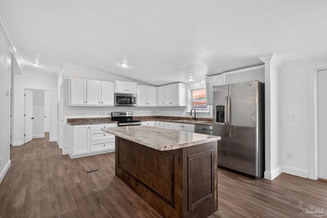 5891 Oglesby Rd, Milton, FL 32570