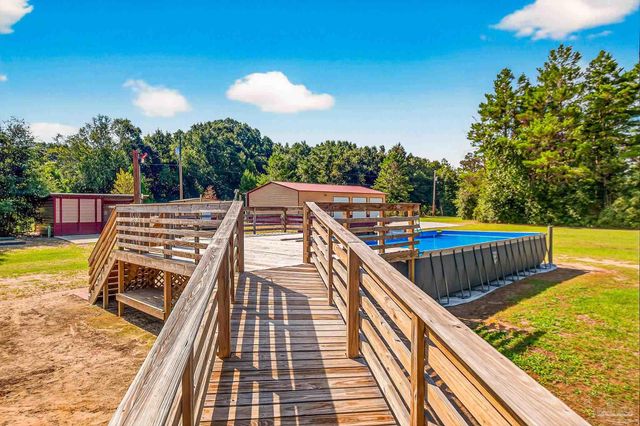 5891 Oglesby Rd, Milton, FL 32570