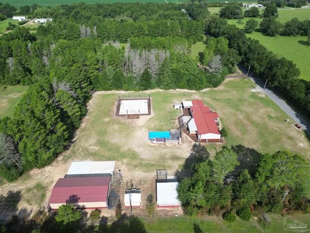5891 Oglesby Rd, Milton, FL 32570