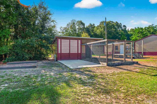 5891 Oglesby Rd, Milton, FL 32570