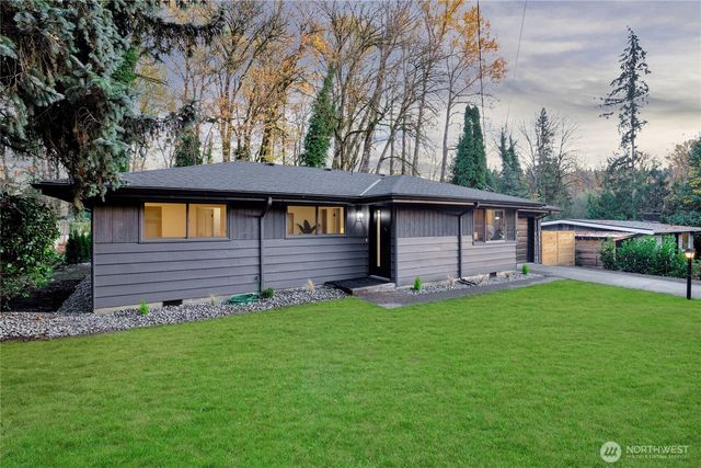 14860 154th Place SE, Renton, WA 98058