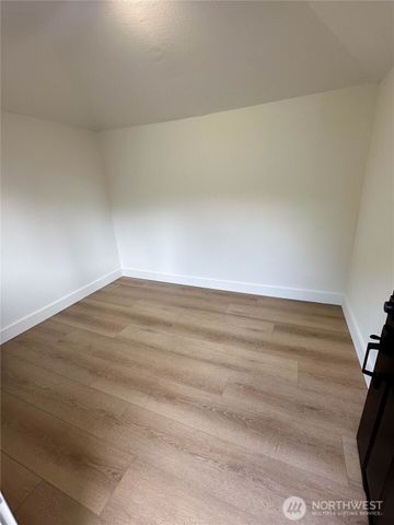 14860 154th Place SE, Renton, WA 98058