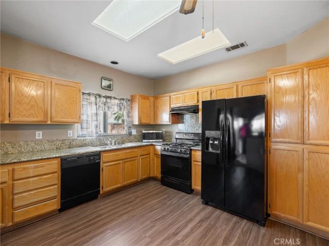 14621 Carob Street, Victorville, CA 92394