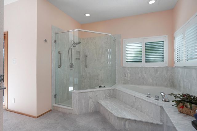 2321 Calle De Gabriel NE, Albuquerque, NM 87122