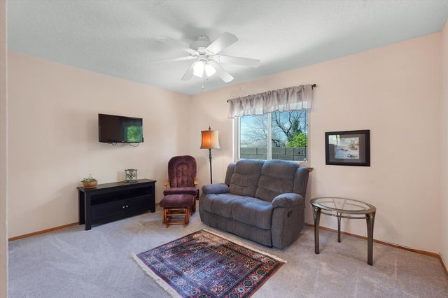 2321 Calle De Gabriel NE, Albuquerque, NM 87122