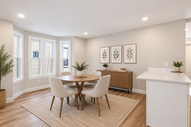 9 Cross St, Somerville, MA 02145
