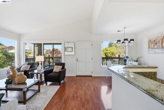 38908 Cherry Glen Cmn, Fremont, CA 94536