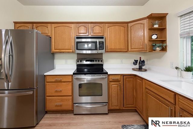 10403 S 26th Street, Bellevue, NE 68123