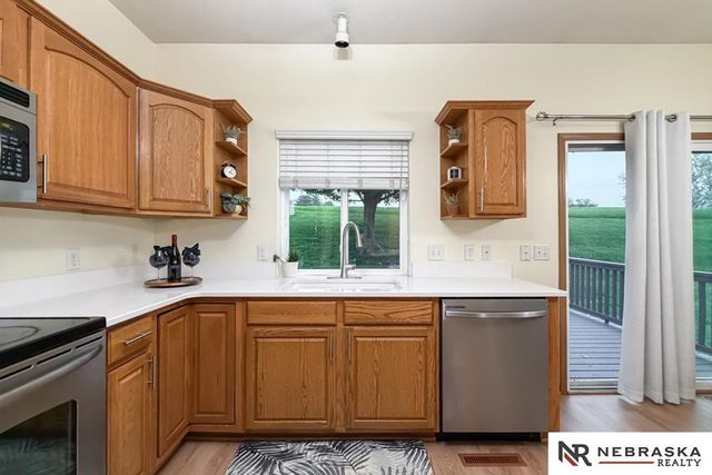 10403 S 26th Street, Bellevue, NE 68123