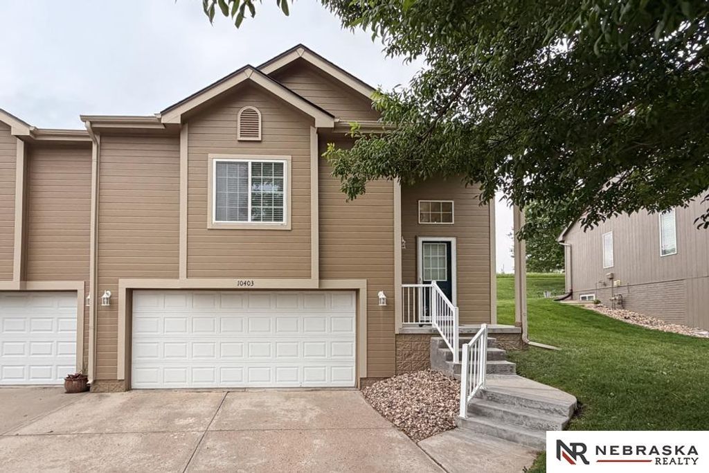 10403 S 26th Street, Bellevue, NE 68123