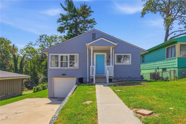 3157 Cleveland Avenue, Kansas City, KS 66104