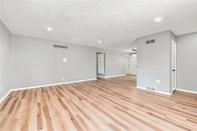 3157 Cleveland Avenue, Kansas City, KS 66104