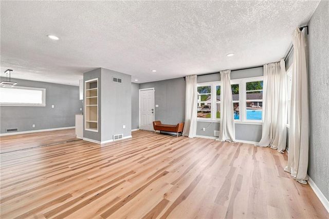3157 Cleveland Avenue, Kansas City, KS 66104