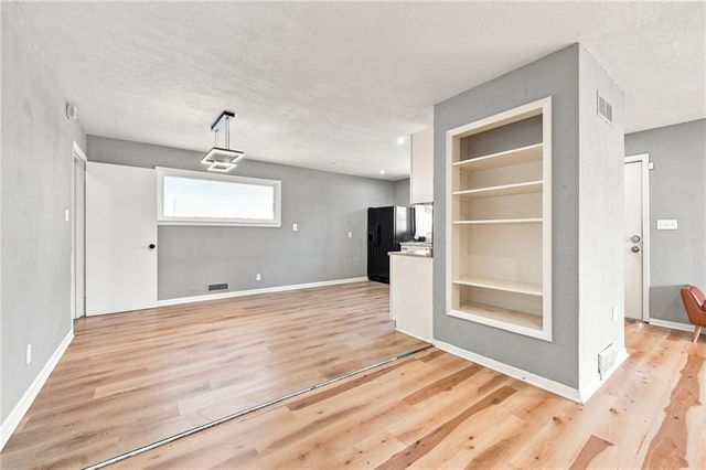 3157 Cleveland Avenue, Kansas City, KS 66104