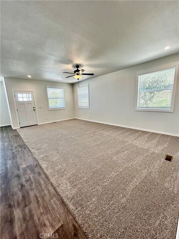 1536 S state Street 112, Hemet, CA 92543