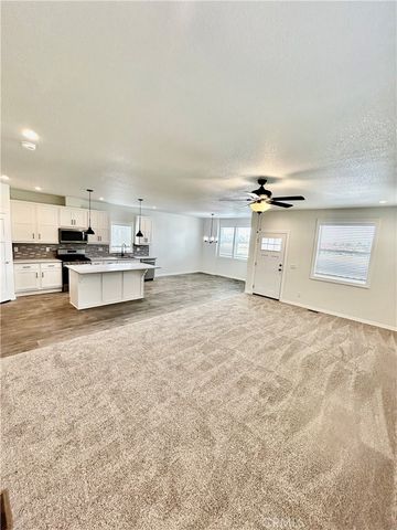 1536 S state Street 112, Hemet, CA 92543