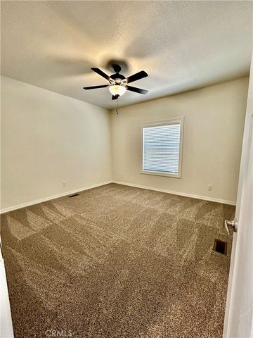 1536 S state Street 112, Hemet, CA 92543