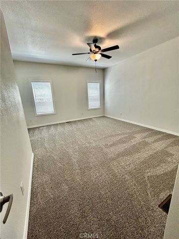 1536 S state Street 112, Hemet, CA 92543