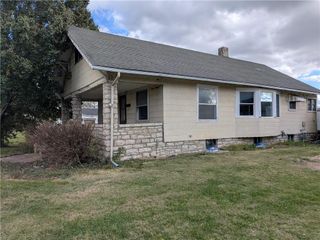 415 E Mill Street, Osawatomie, KS 66064