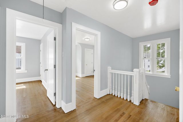 979 Washington Avenue, Albany, NY 12206