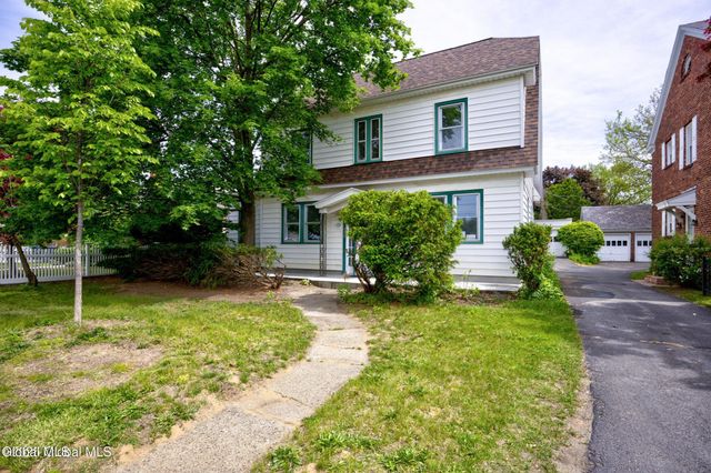 979 Washington Avenue, Albany, NY 12206