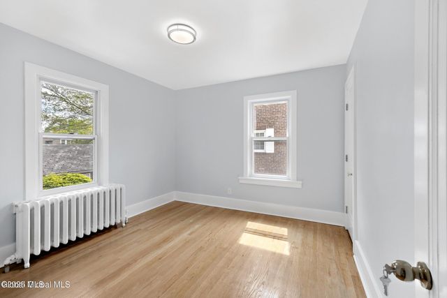 979 Washington Avenue, Albany, NY 12206